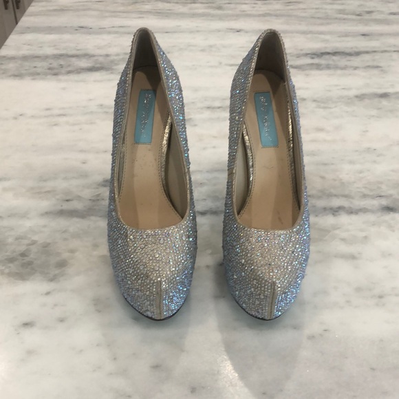 Betsey Johnson heels - Picture 2 of 7